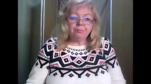 BarbaraBlondy online show from 9, 1, 2025