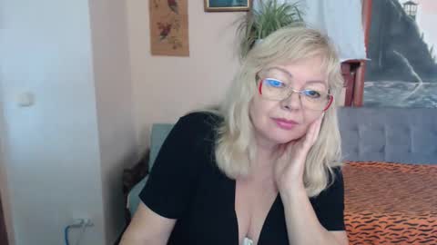 BarbaraBlondy online show from 29, 10, 2025