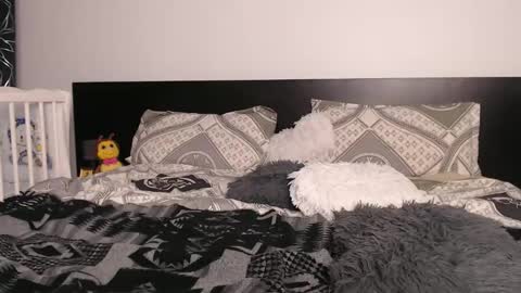 Snapshot of evelynneshawn chatting on 1, 12, 2024 Evelyne online show from 1, 12, 2024