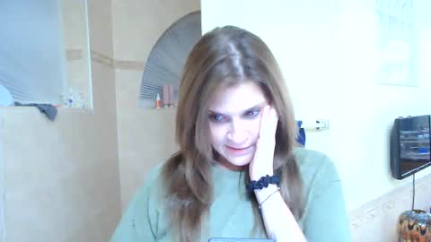 Aly online show from 30, 10, 2025