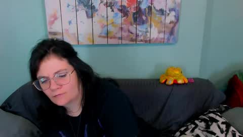 Everly online show from 24, 4, 2026