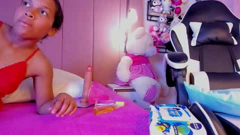 Snapshot of everly_smitth chatting on 26, 9, 2025 everly_smitth online show from 26, 9, 2025