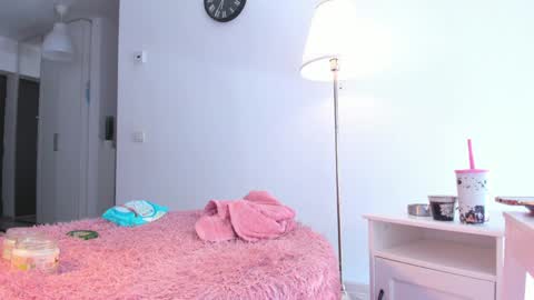 Snapshot of eves_bodyxxx chatting on 27, 1, 2025 Sensation Body online show from 27, 1, 2025