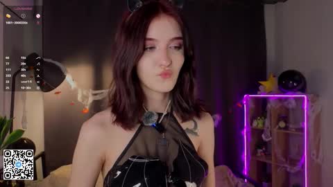 Snapshot of evetteagner chatting on 1, 11, 2025 Naomi online show from 1, 11, 2025