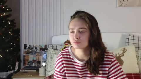 evi_woow online show from 29, 12, 2024