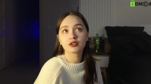 evi_woow online show from 13, 2, 2025