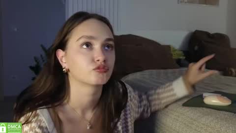 evi_woow online show from 7, 10, 2025