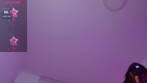 Evie Cloud online show from 7, 12, 2024