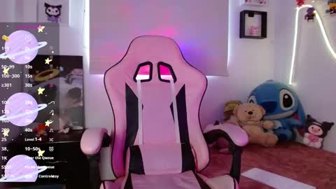 Evie Cloud online show from 9, 9, 2025