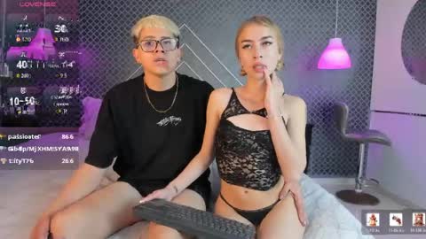 Evie  Denm online show from 19, 4, 2026