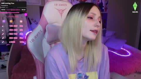 Snapshot of evie_rosen chatting on 5, 12, 2024 Evie online show from 5, 12, 2024