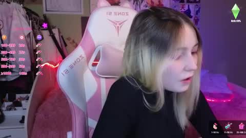 Snapshot of evie_rosen chatting on 16, 12, 2024 Evie online show from 16, 12, 2024