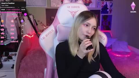 Snapshot of evie_rosen chatting on 17, 12, 2024 Evie online show from 17, 12, 2024