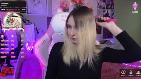 Snapshot of evie_rosen chatting on 20, 12, 2024 Evie online show from 20, 12, 2024