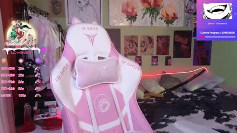 Snapshot of evie_rosen chatting on 26, 12, 2024 Evie online show from 26, 12, 2024