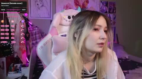 Snapshot of evie_rosen chatting on 7, 1, 2025 Evie online show from 7, 1, 2025