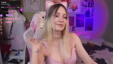 Snapshot of evie_rosen chatting on 18, 2, 2025 Evie online show from 18, 2, 2025