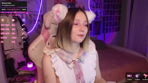 Snapshot of evie_rosen chatting on 2, 10, 2025 Evie online show from 2, 10, 2025