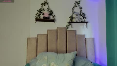 Ivi Alejandra  online show from 25, 3, 2026