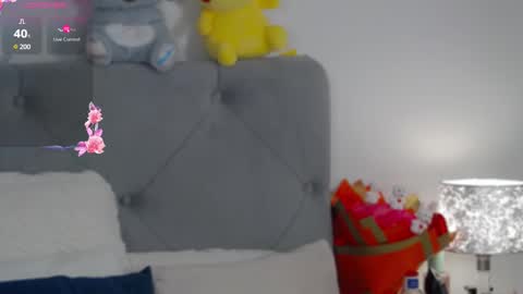 Snapshot of evierosie chatting on 27, 2, 2025 Evie online show from 27, 2, 2025