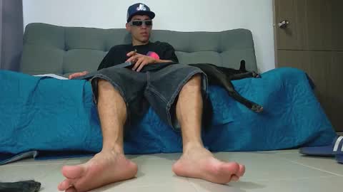 evil_boss1 online show from 12, 5, 2026