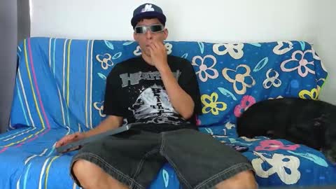 evil_boss1 online show from 19, 5, 2026