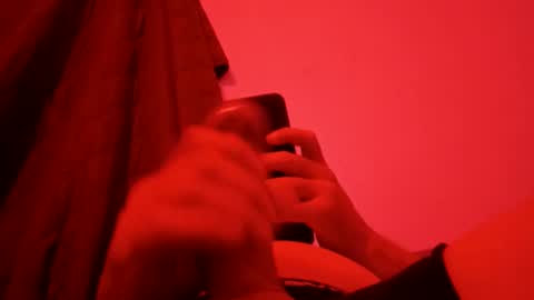 evilinjun_no9 online show from 5, 2, 2025