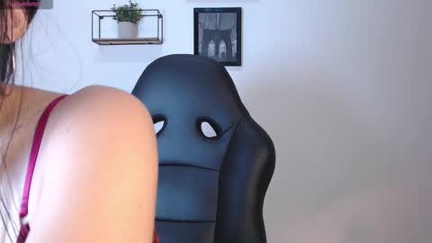 Sofia and David online show from 23, 12, 2025