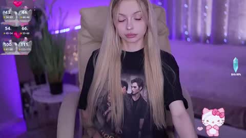 Snapshot of evistarr chatting on 18, 10, 2025 Eva online show from 18, 10, 2025