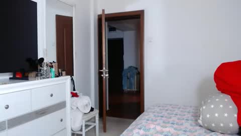 Snapshot of evolett chatting on 19, 2, 2026 ONLYFANS There are legends that in this room all your wishes can come true Private is Open online show from 19, 2, 2026