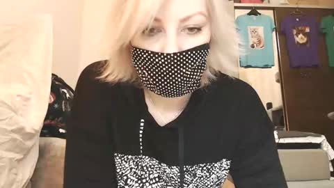 Catwoman online show from 9, 2, 2026