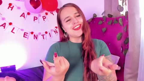 Snapshot of evy_orange1 chatting on 5, 2, 2025 EVY online show from 5, 2, 2025