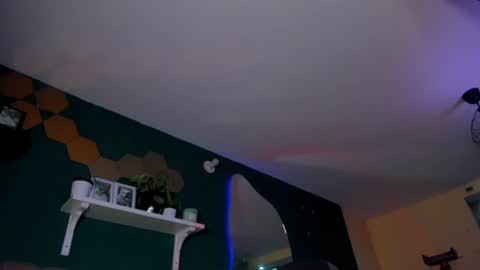 Snapshot of evy_orange1 chatting on 15, 7, 2026 EVY online show from 15, 7, 2026