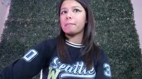 Snapshot of evybubbles_ chatting on 24, 2, 2026 Im Evy online show from 24, 2, 2026