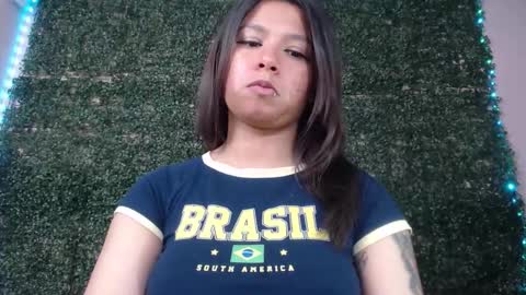 Snapshot of evybubbles_ chatting on 12, 3, 2026 Im Evy online show from 12, 3, 2026