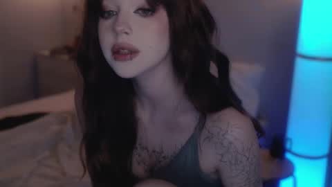 Alyson online show from 18, 2, 2025