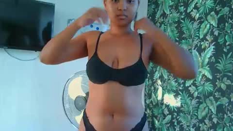 Snapshot of exclusivecourtney chatting on 2, 4, 2026 courtney online show from 2, 4, 2026