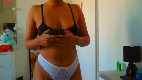 Snapshot of exclusivecourtney chatting on 8, 4, 2026 courtney online show from 8, 4, 2026