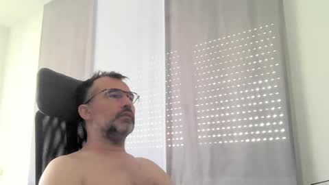 Snapshot of exhibit77 chatting on 17, 7, 2026 exhibit77 online show from 17, 7, 2026
