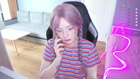  Amy  online show from 26, 9, 2025