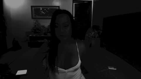 Snapshot of exotic_angel69 chatting on 10, 3, 2025 voloptous mommy angel online show from 10, 3, 2025