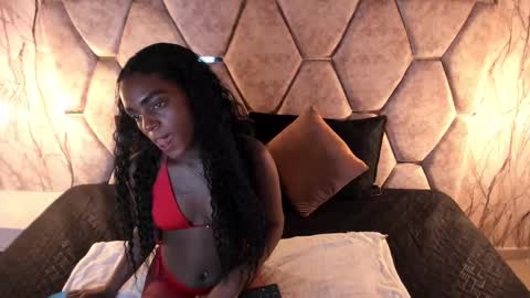 Snapshot of exotic_ebony_ chatting on 6, 10, 2025 Alison online show from 6, 10, 2025