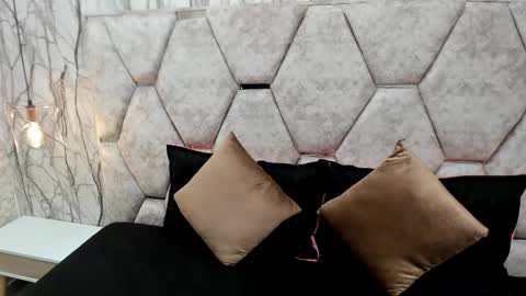 Snapshot of exotic_ebony_ chatting on 10, 10, 2025 Alison online show from 10, 10, 2025