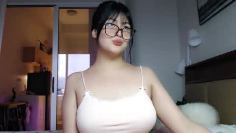 Snapshot of expensive_candyx chatting on 26, 3, 2026 Candy online show from 26, 3, 2026