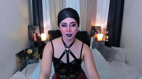 expensive_elise online show from 7, 5, 2026