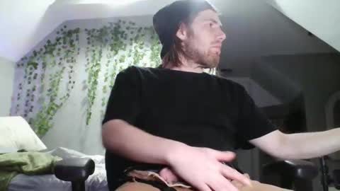 Explosivee andyy online show from 24, 2, 2026