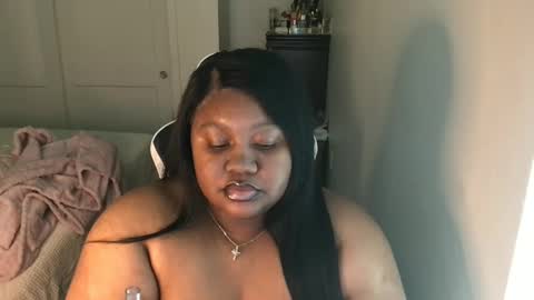 Miss Kitty online show from 7, 10, 2025