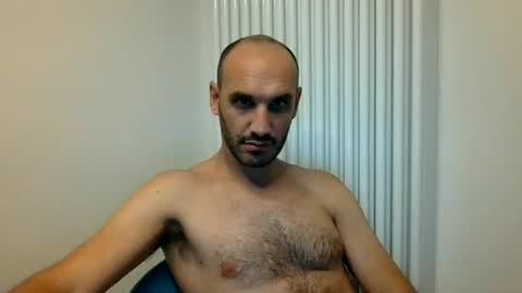 Snapshot of extr0 chatting on 7, 7, 2026 Extro online show from 7, 7, 2026