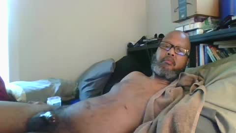 eyequee0007 online show from 28, 9, 2025