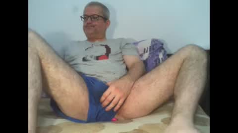 Snapshot of eyes12 chatting on 17, 9, 2025 GEORGE online show from 17, 9, 2025